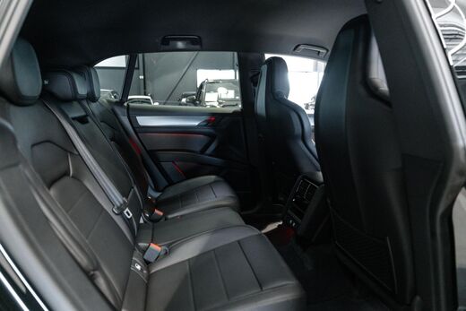 Porsche Cayenne vaihtoauto