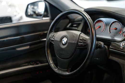 BMW 730 vaihtoauto