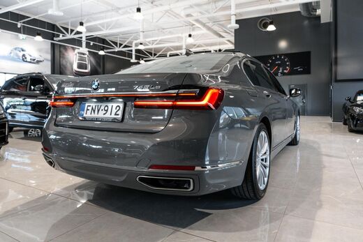 BMW 745 vaihtoauto
