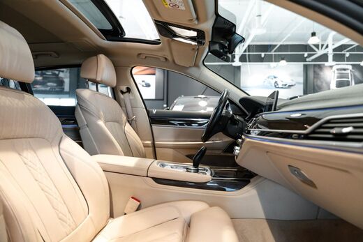 BMW 745 vaihtoauto