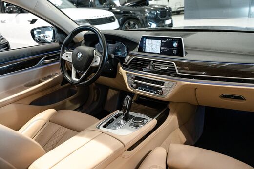 BMW 745 vaihtoauto