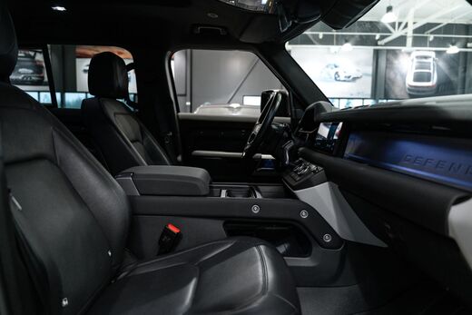 Land Rover Defender vaihtoauto