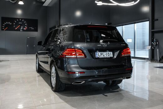 Mercedes-Benz GLE vaihtoauto