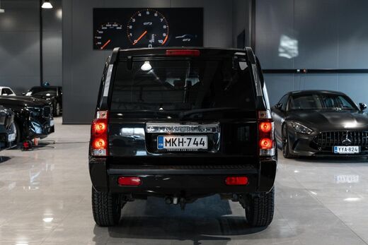Jeep Commander vaihtoauto