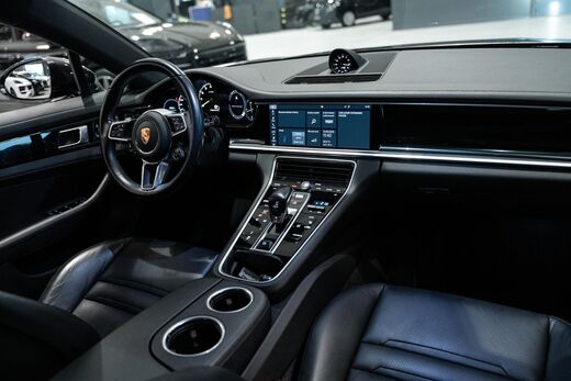 Porsche Panamera vaihtoauto