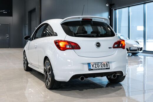 Opel Corsa vaihtoauto