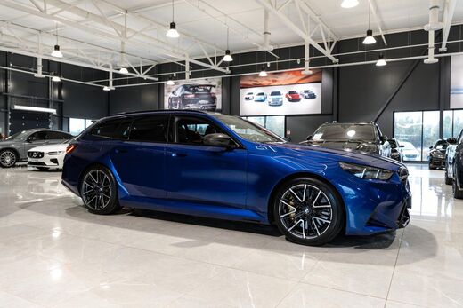 BMW M5 vaihtoauto