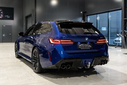 BMW M5 vaihtoauto