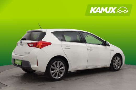 Toyota Auris vaihtoauto