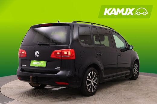 Volkswagen Touran vaihtoauto