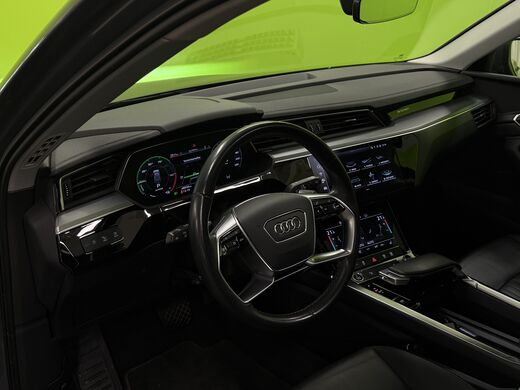 Audi Q8 e-tron vaihtoauto