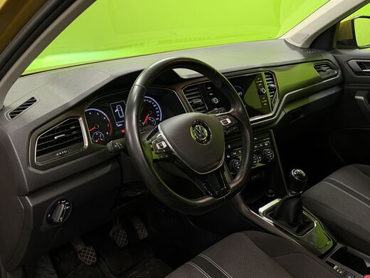 Volkswagen T-Roc vaihtoauto