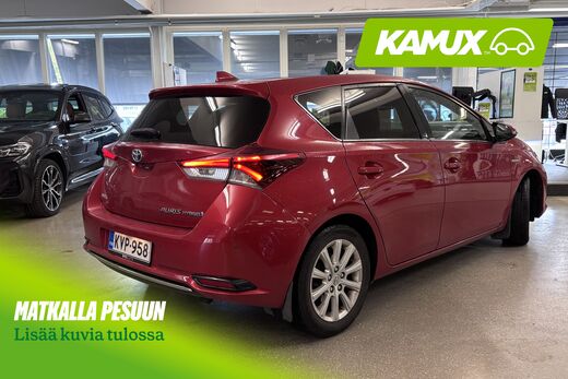 Toyota Auris vaihtoauto