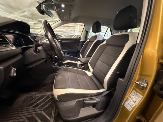Volkswagen T-Roc vaihtoauto