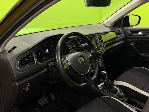 Volkswagen T-Roc vaihtoauto
