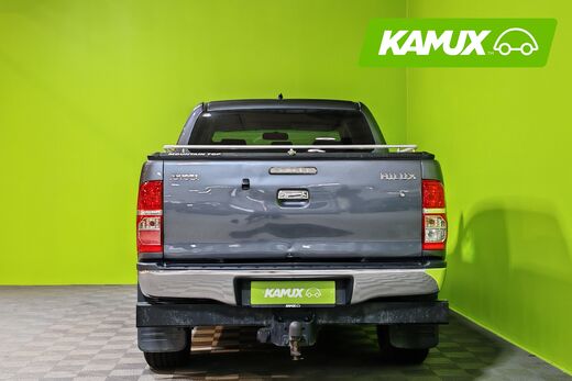 Toyota Hilux vaihtoauto