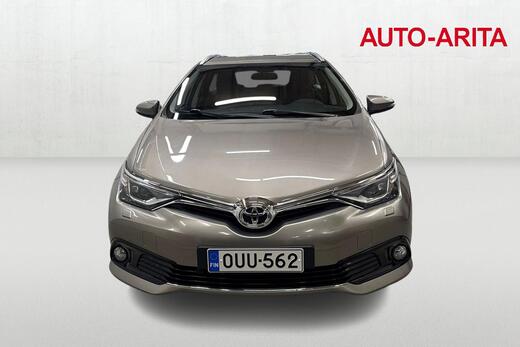 Toyota Auris vaihtoauto