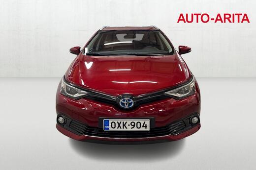 Toyota Auris vaihtoauto