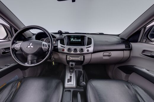 Mitsubishi L200 vaihtoauto