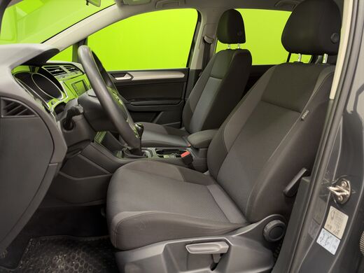 Volkswagen Touran vaihtoauto