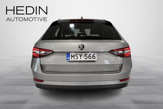 Skoda Superb vaihtoauto