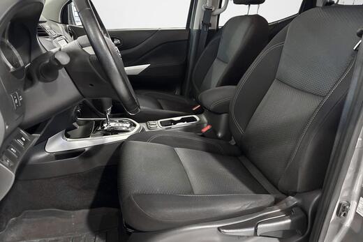 Nissan Navara vaihtoauto