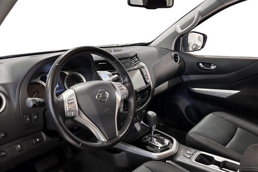 Nissan Navara vaihtoauto