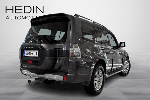 Mitsubishi Pajero vaihtoauto