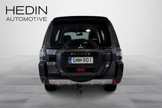 Mitsubishi Pajero vaihtoauto
