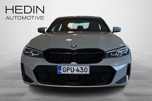 BMW 330 vaihtoauto