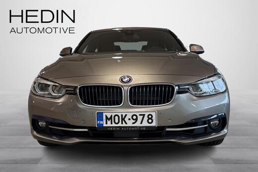 BMW 330 vaihtoauto