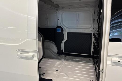 Kia PV5 Cargo vaihtoauto