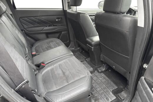 Mitsubishi Outlander PHEV vaihtoauto