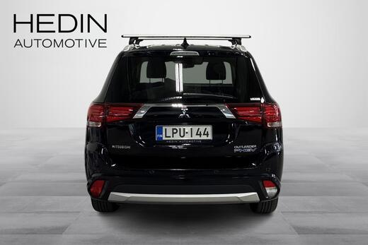 Mitsubishi Outlander PHEV vaihtoauto