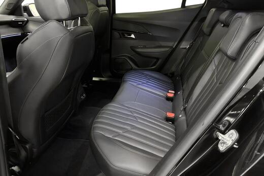 Peugeot e-2008 vaihtoauto
