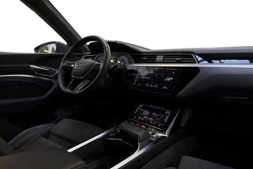 Audi Q8 e-tron vaihtoauto