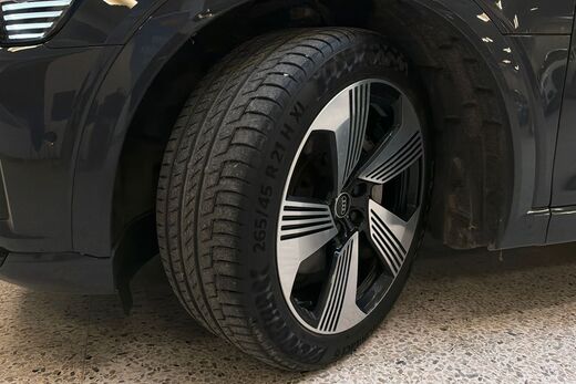 Audi Q8 e-tron vaihtoauto