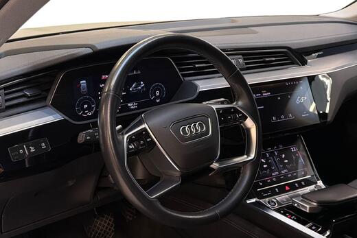 Audi Q8 e-tron vaihtoauto