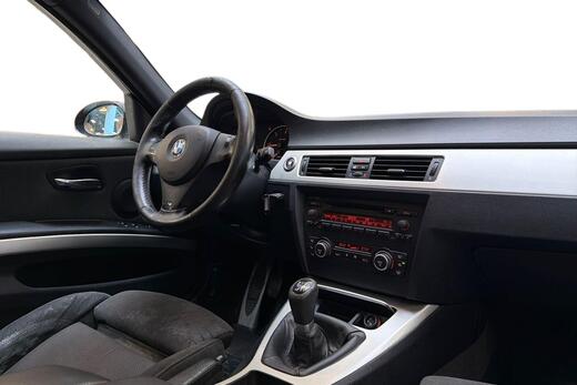 BMW 320 vaihtoauto