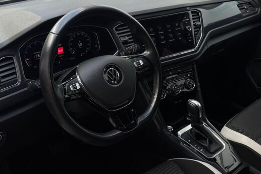 Volkswagen T-Roc vaihtoauto