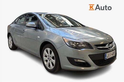 Opel Astra vaihtoauto