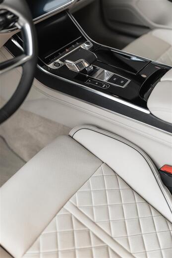Audi A8 vaihtoauto