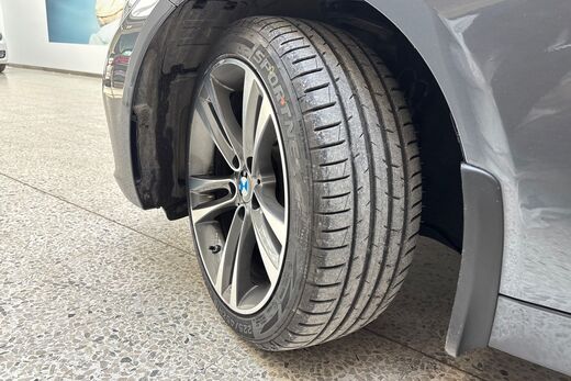 BMW 320 vaihtoauto