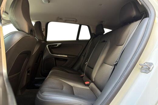 Volvo V60 Cross Country vaihtoauto