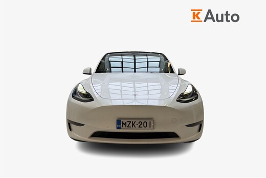 Tesla Model Y vaihtoauto