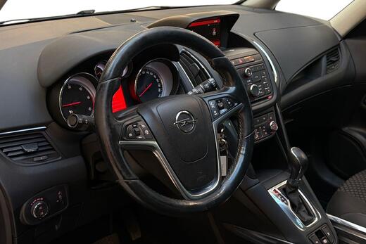 Opel Zafira Tourer vaihtoauto