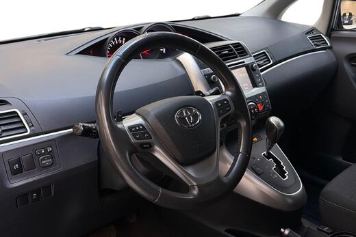 Toyota Verso vaihtoauto