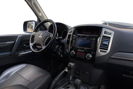Mitsubishi Pajero vaihtoauto