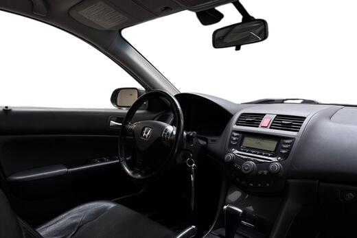 Honda Accord vaihtoauto