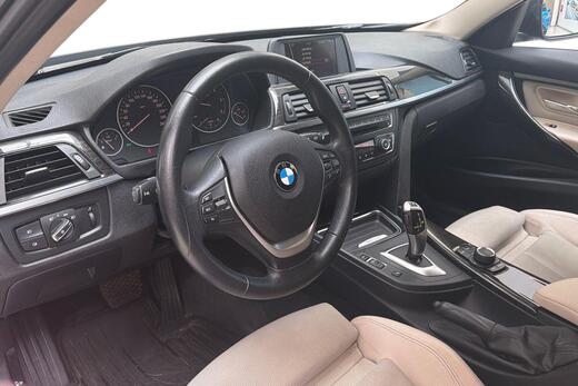 BMW 320 vaihtoauto